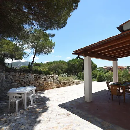 Villino Ginestra - Zona Mare Con Giardino Apartament Marina di Campo