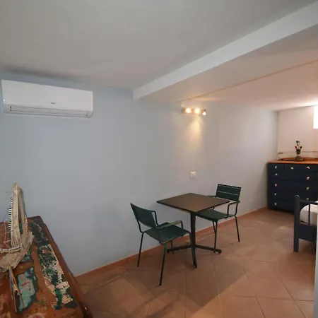 Villino Ginestra - Zona Mare Con Giardino Apartment